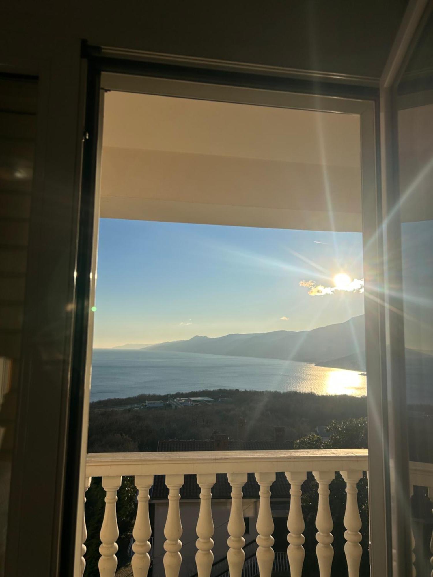 Villa Mira Кастав Екстериор снимка